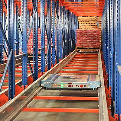 Semi-automatic storage racks - shuttle racks